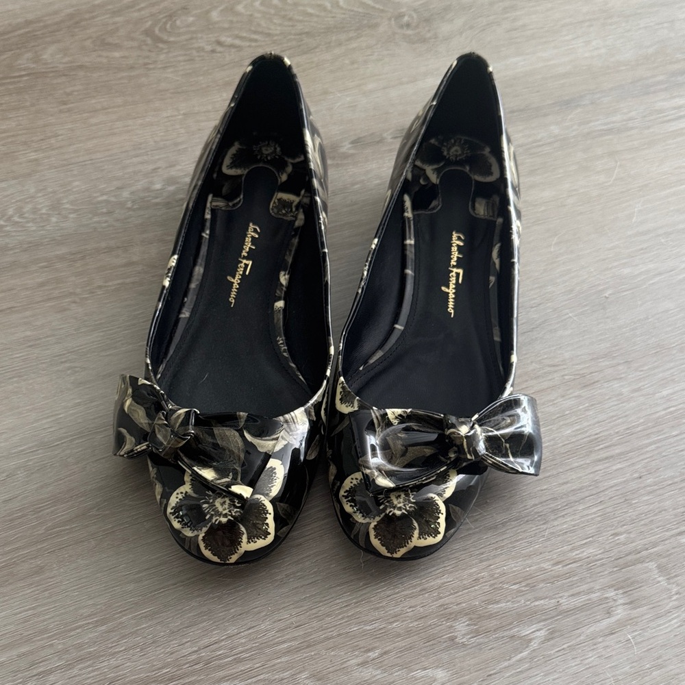 Salvatore Ferragamo Black and Gold Floral Flats